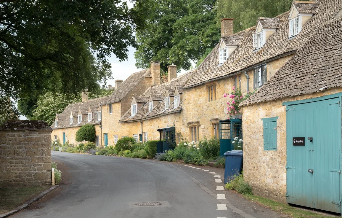 farmhouses-cottages-snowshill-braodway-cotswolds-uk.webp