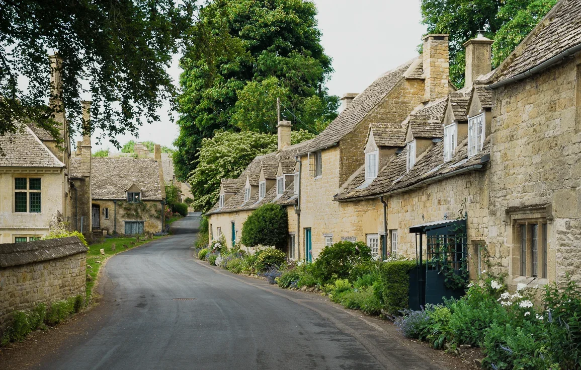 farmhouses-cottages-snowshill-braodway-cotswolds-uk.webp