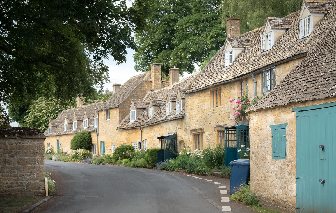 farmhouses-cottages-snowshill-braodway-cotswolds-uk.webp